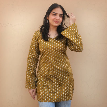 Noor - Floral Corset in Mustard